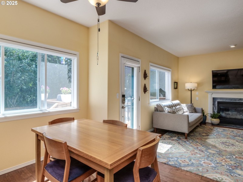 Kitchen/Nook