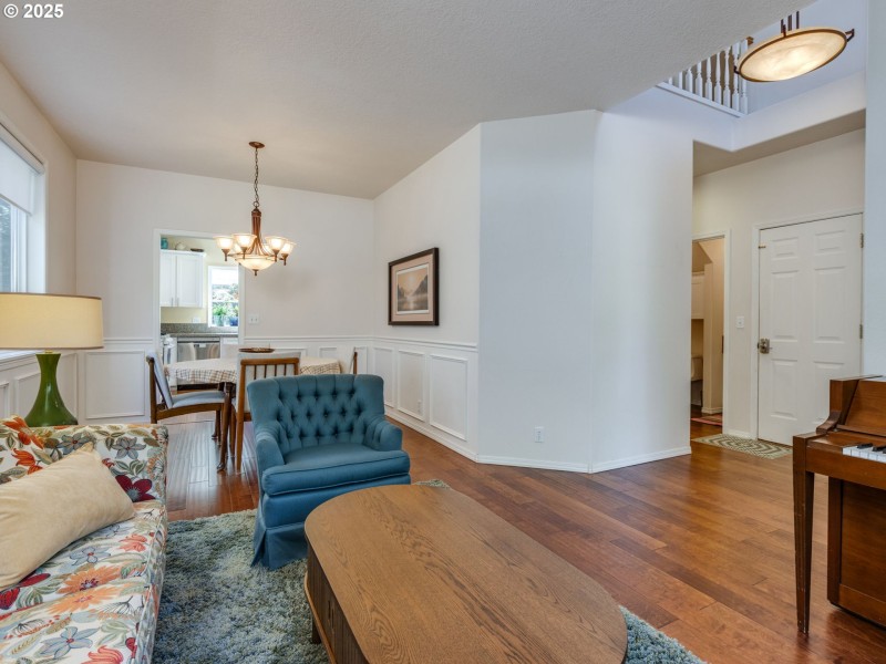 Living Room/Dining Room