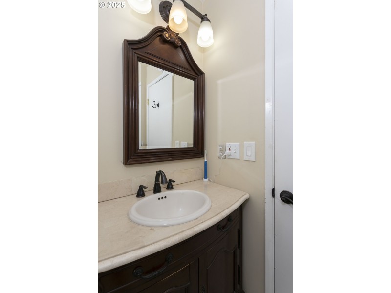 Bathroom, Attached