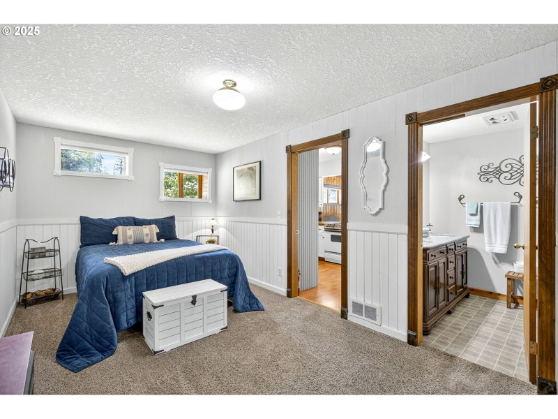 Guest Quarters