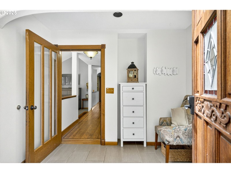 Entrance/Foyer