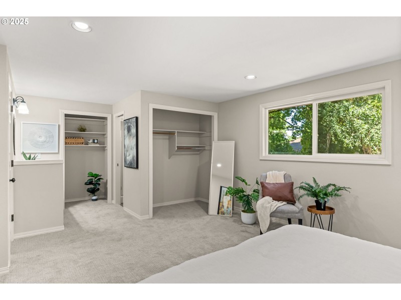 Bedroom, Owner's Suite