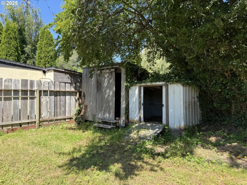 Shed