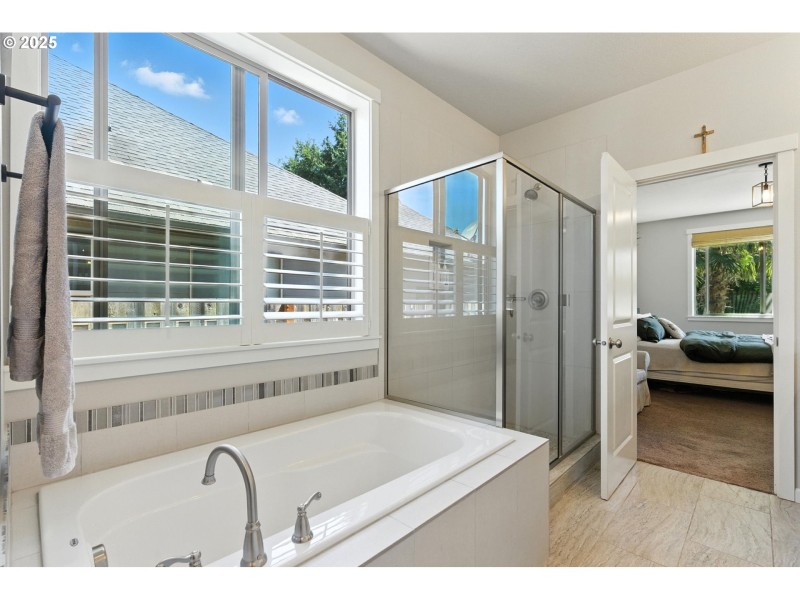Bedroom, Owner's Suite