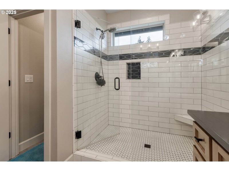 Owner's Suite Bathroom