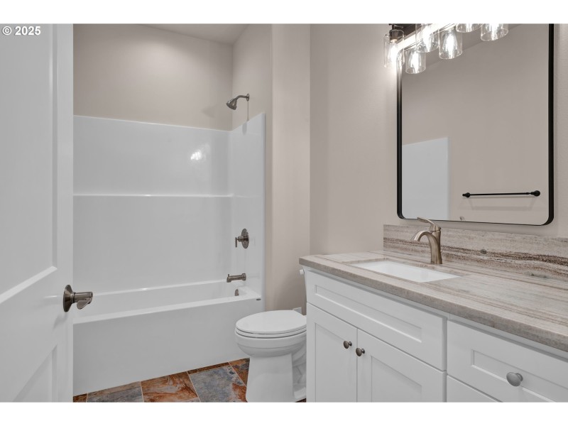 Bathroom, Attached