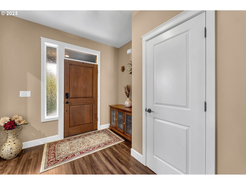 Entrance/Foyer