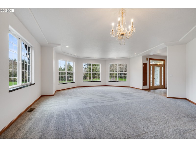 Living Room/Dining Room