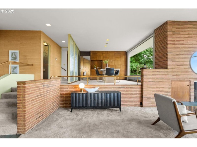 Living Room/Dining Room