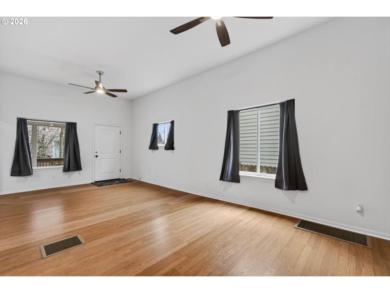 Living Room/Dining Room