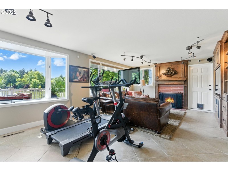 Bonus Room