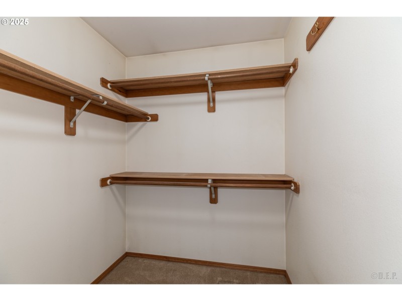 Bedroom, Primary