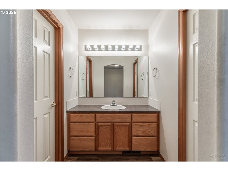Bathroom, Attached
