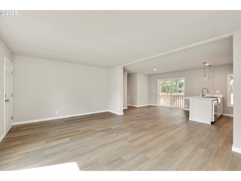 Living Room/Dining Room