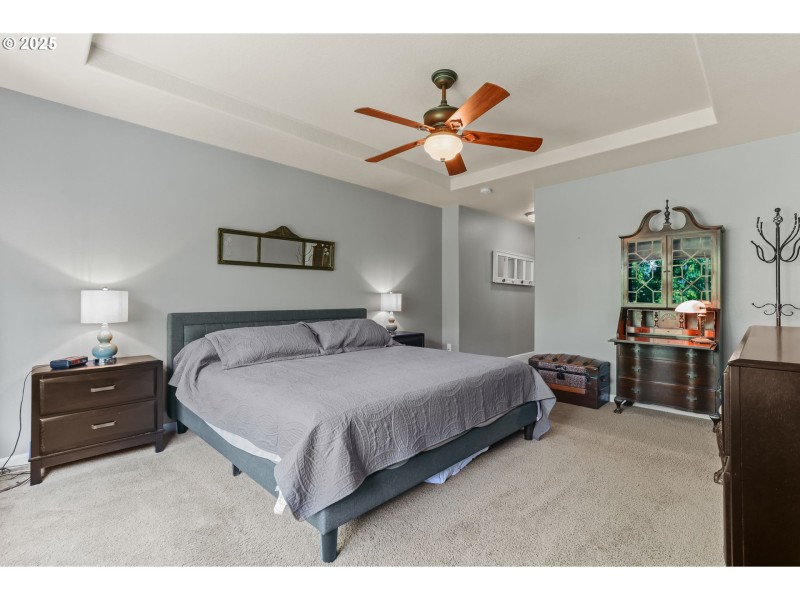 Bedroom, Primary
