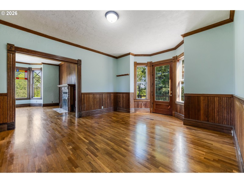 Living Room/Dining Room