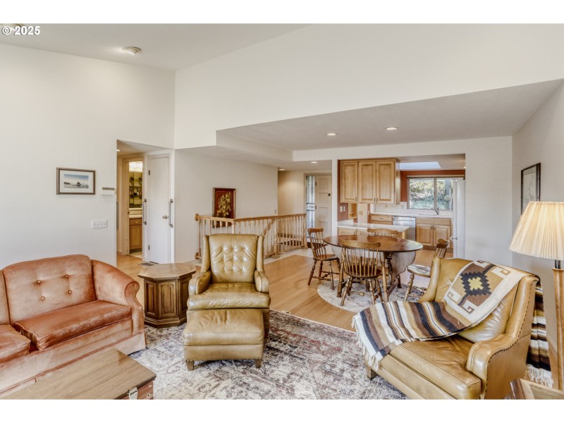 Living Room/Dining Room