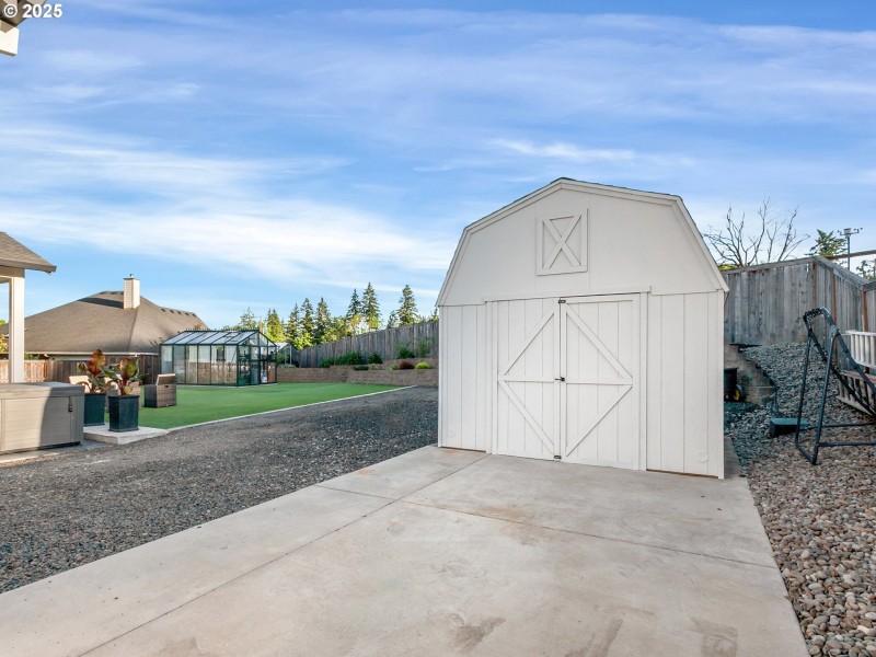Shed