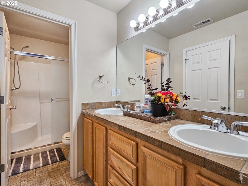 Bathroom, Attached