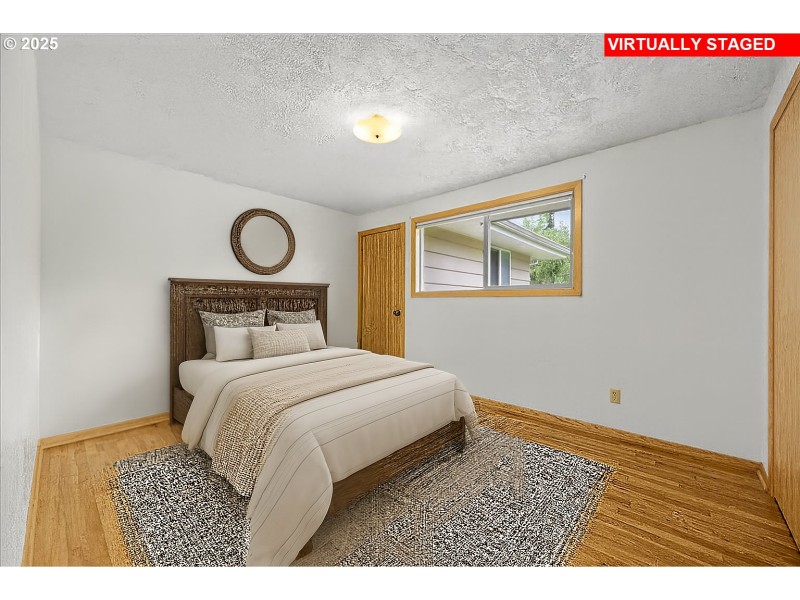 Bedroom, Primary