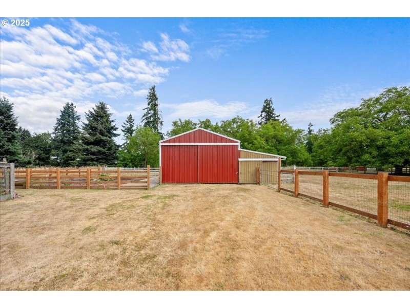 Barn