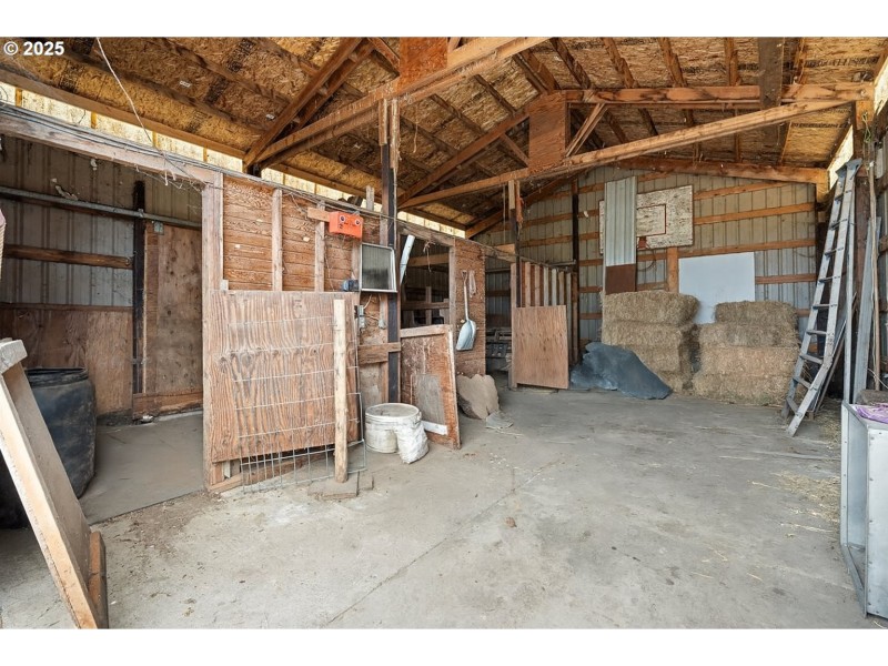 Barn