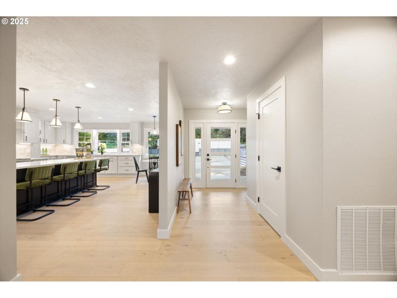 Entrance/Foyer