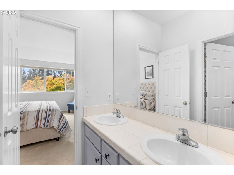 Bathroom, Attached