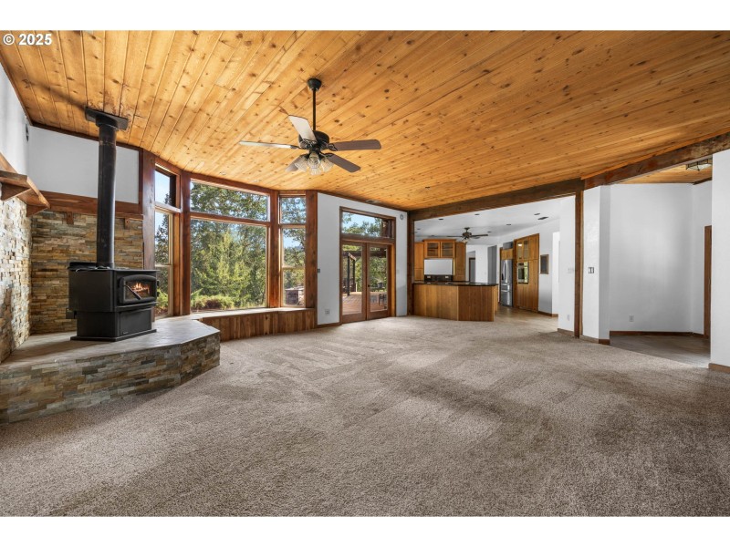 Kitchen/Living Room