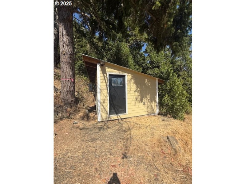 Guest Quarters