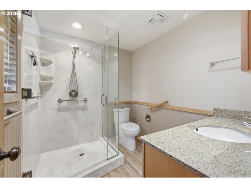 Owner's Suite Bathroom