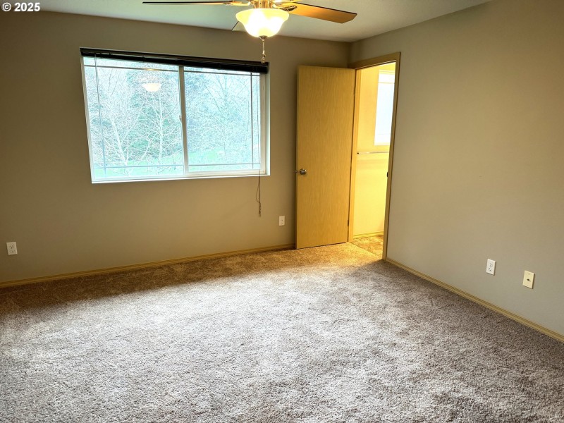 Bedroom, Owner's Suite