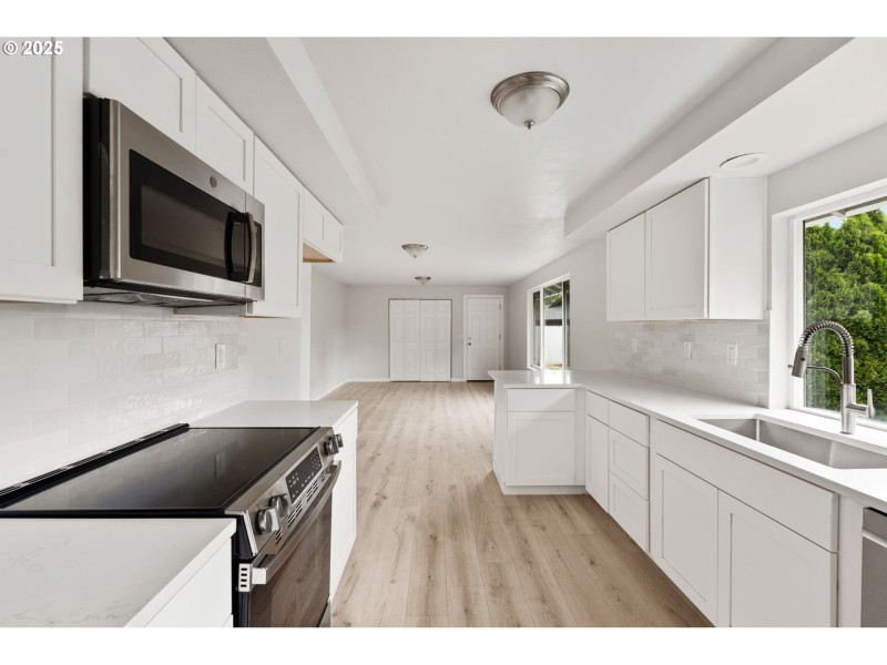 Kitchen/Living Room
