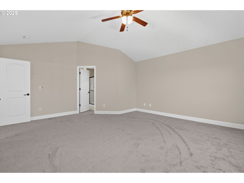 Bedroom, Owner's Suite