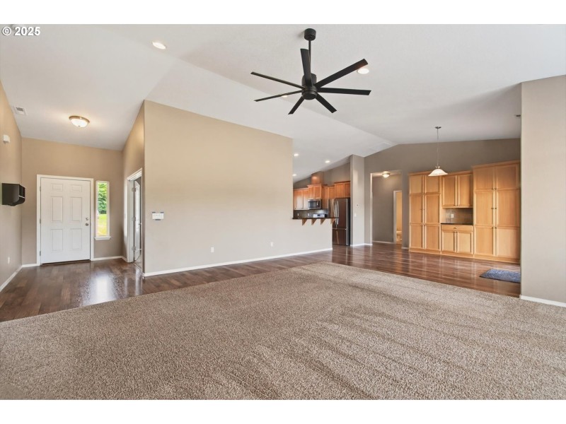Living Room/Dining Room