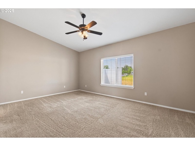 Bedroom, Owner's Suite
