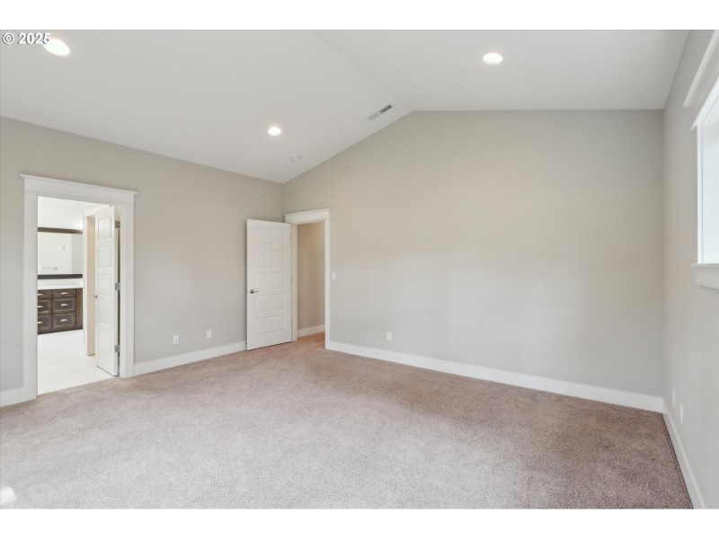 Bedroom, Owner's Suite
