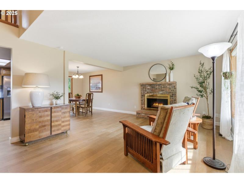 Living Room/Dining Room