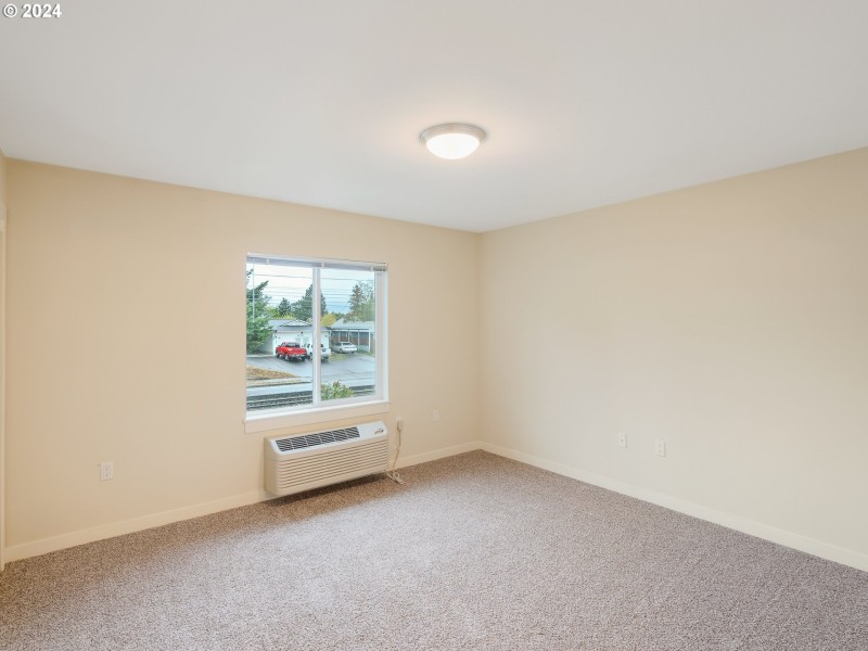 Bedroom, Owner's Suite