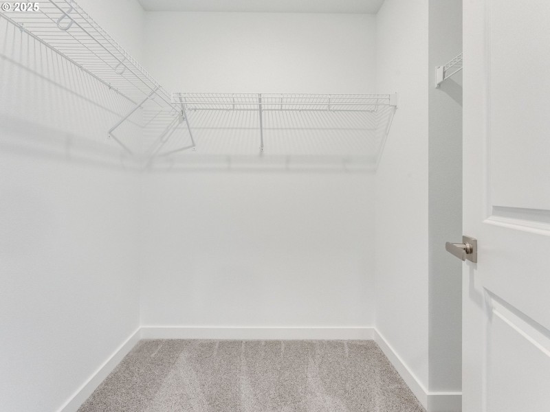 Bedroom, Primary