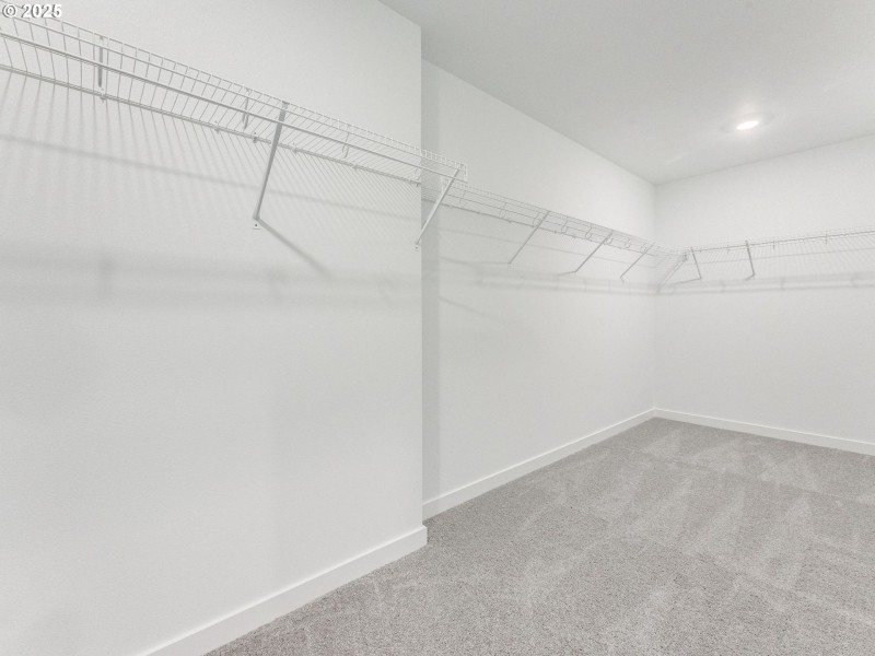 Bedroom, Primary