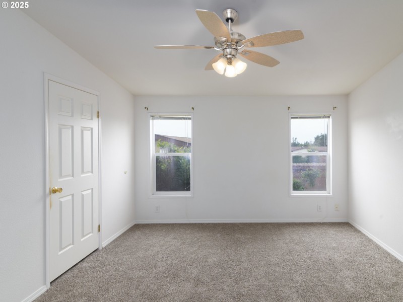 Bedroom, Owner's Suite