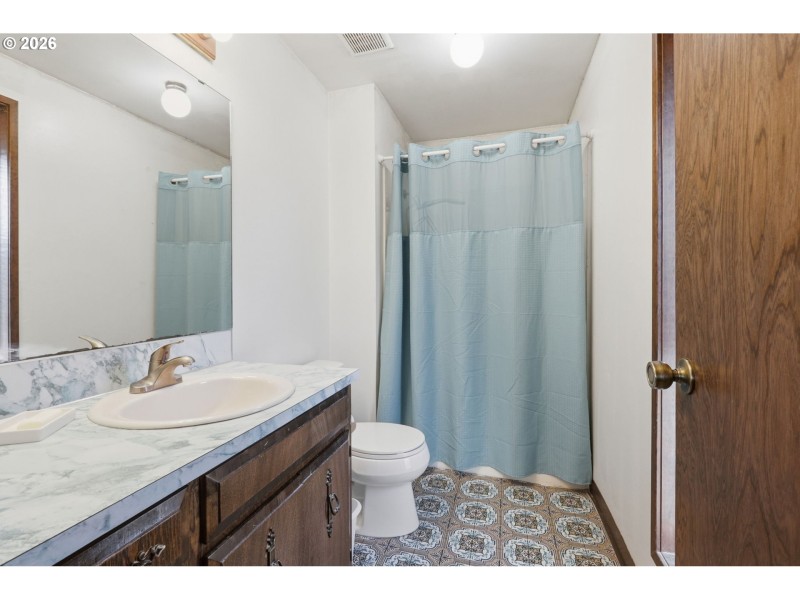 Owner's Suite Bathroom