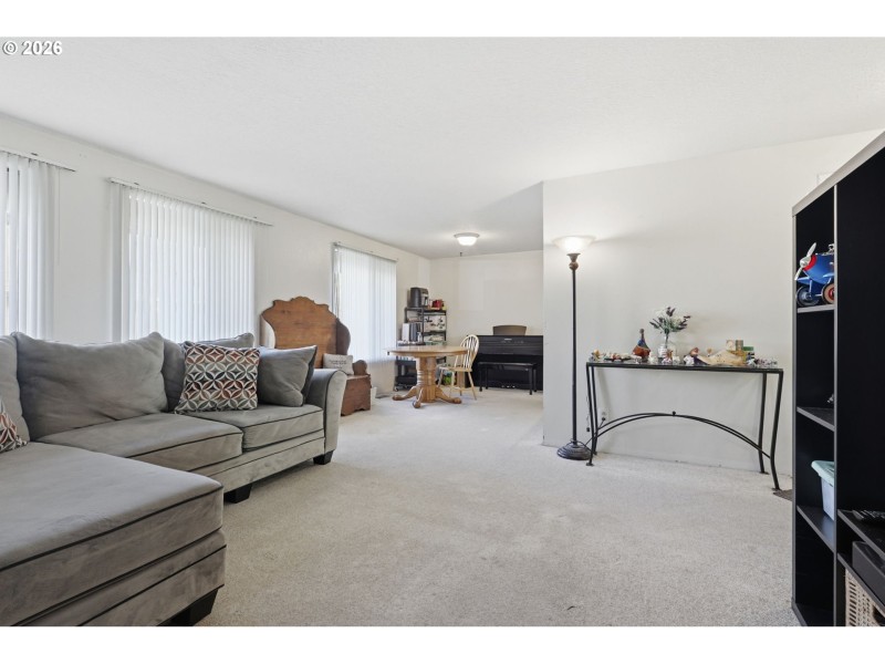 Living Room/Dining Room