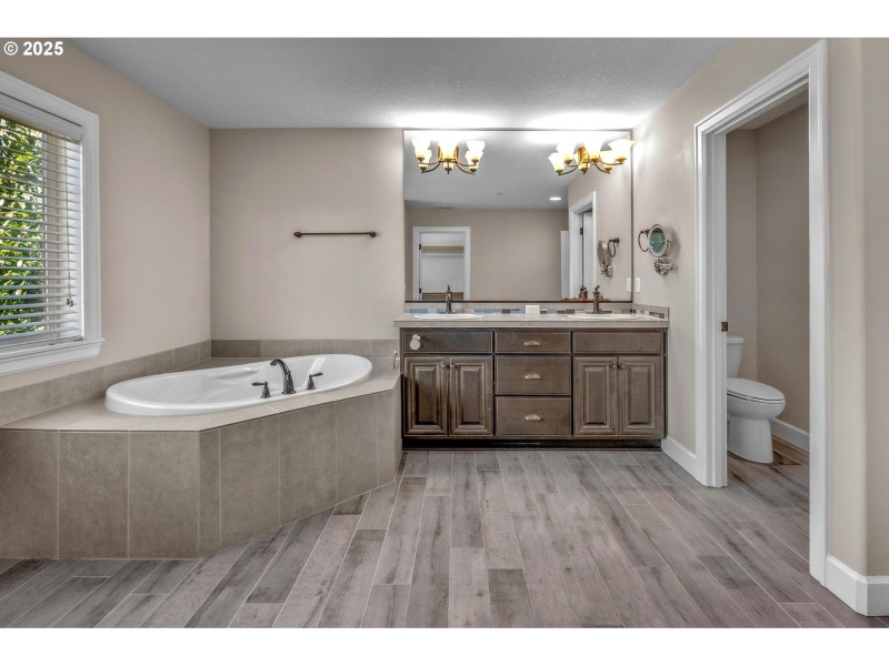 Bathroom, Attached