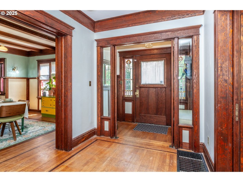 Entrance/Foyer