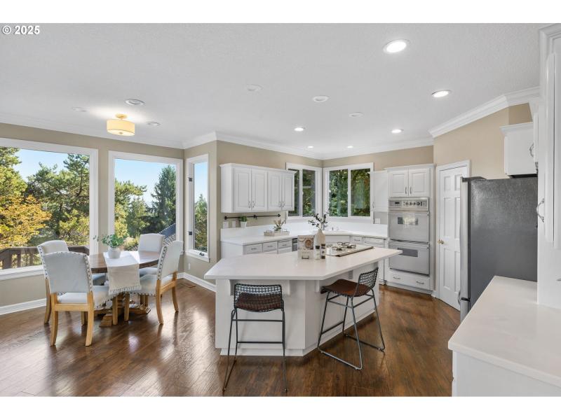 Kitchen/Nook