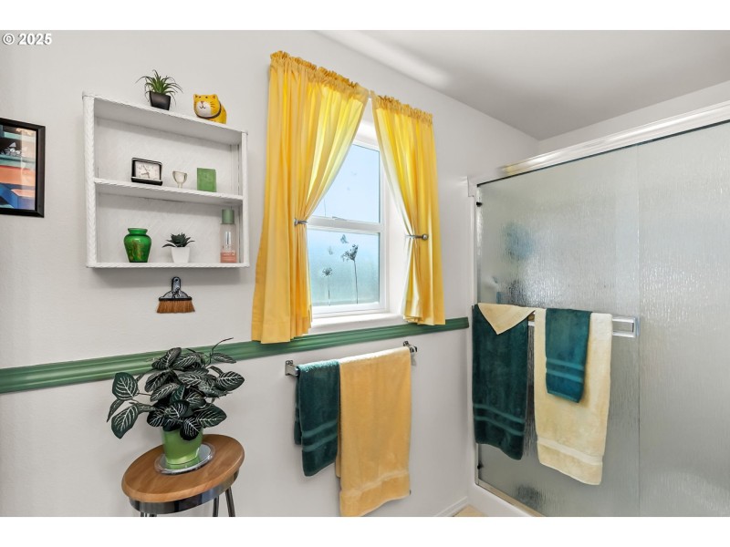 Owner's Suite Bathroom
