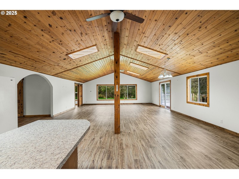 Kitchen/Family Room