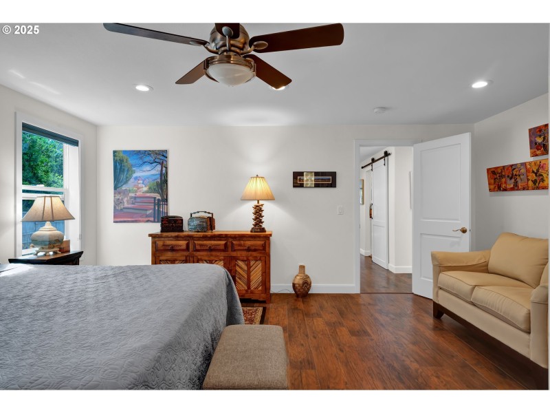Bedroom, Owner's Suite